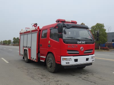 東風多利卡3.5噸水罐消防車